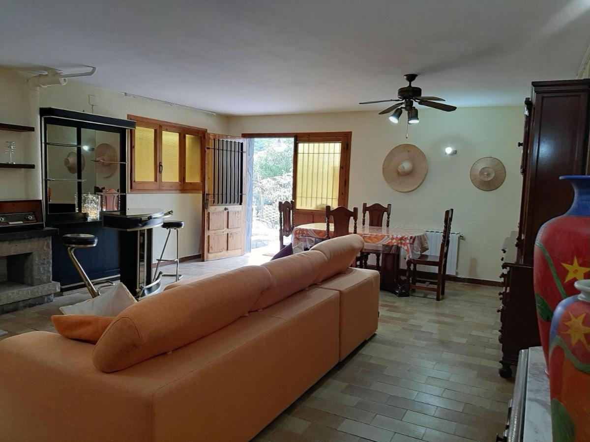 Habitaciones En Villa Coliving Casa Rural San Fausto de Campcentellas エクステリア 写真